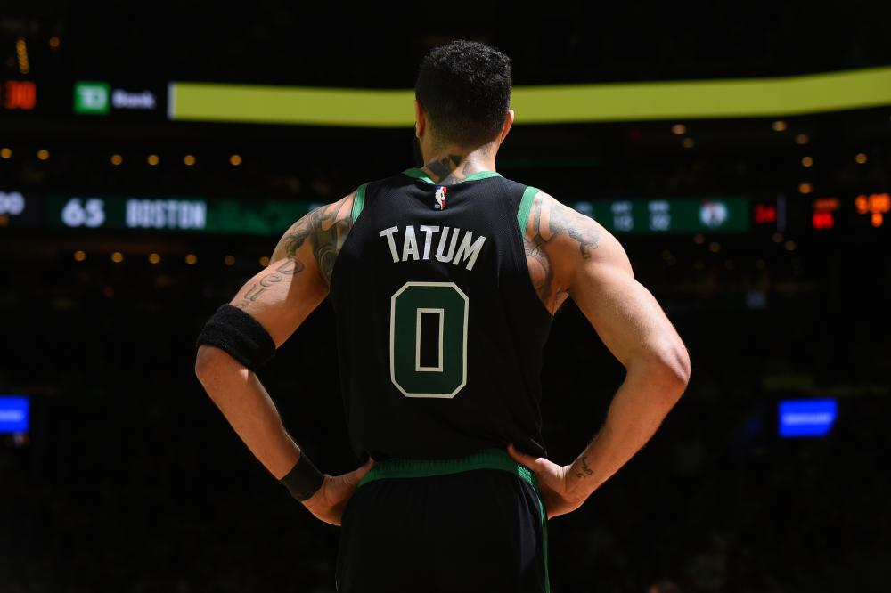 支腾飞的球 支腾飞的球